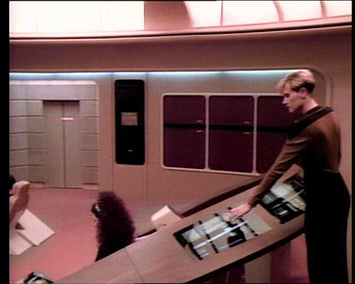Star Trek Bilder - The Next Generation - Der Mächtige