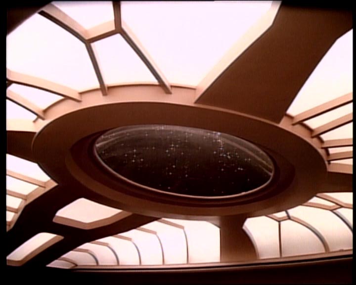 Star Trek Bilder - The Next Generation - Der Mächtige