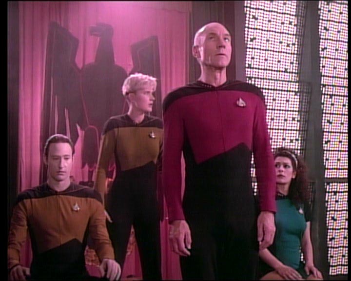 Star Trek Bilder - The Next Generation - Der Mächtige