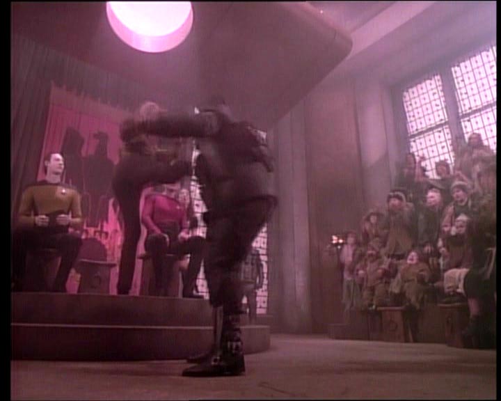 Star Trek Bilder - The Next Generation - Der Mächtige