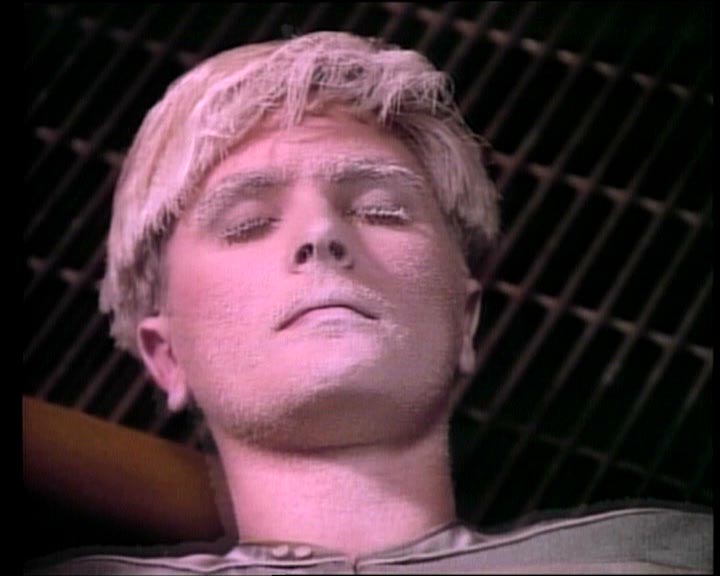 Star Trek Bilder - The Next Generation - Der Mächtige