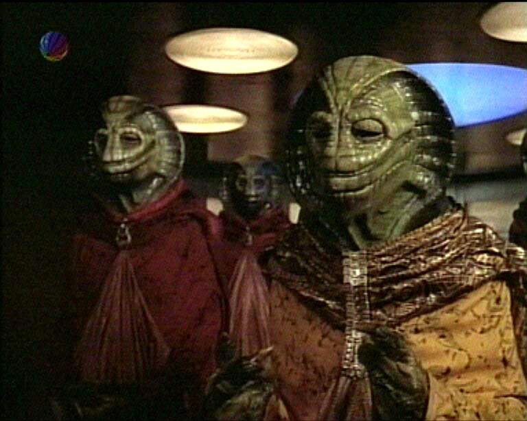 Star Trek Bilder - The Next Generation - Die geheimnisvolle Kraft