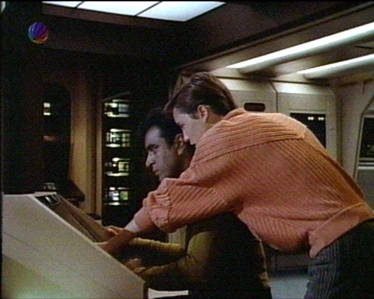 Star Trek Bilder - The Next Generation - Die geheimnisvolle Kraft