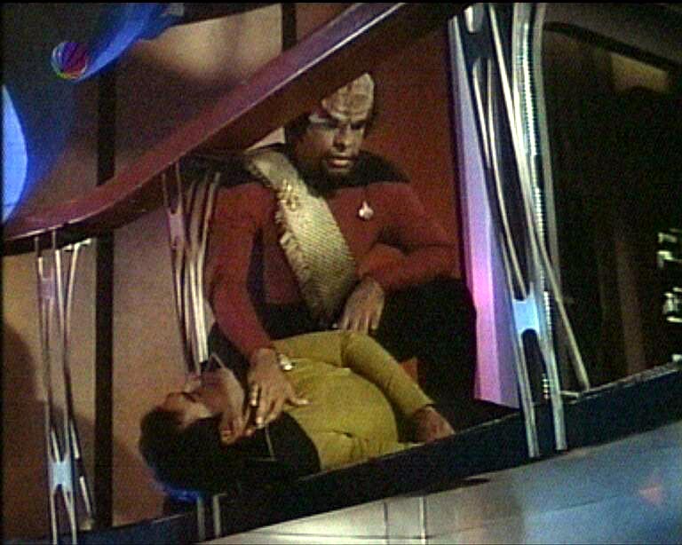 Star Trek Bilder - The Next Generation - Die geheimnisvolle Kraft