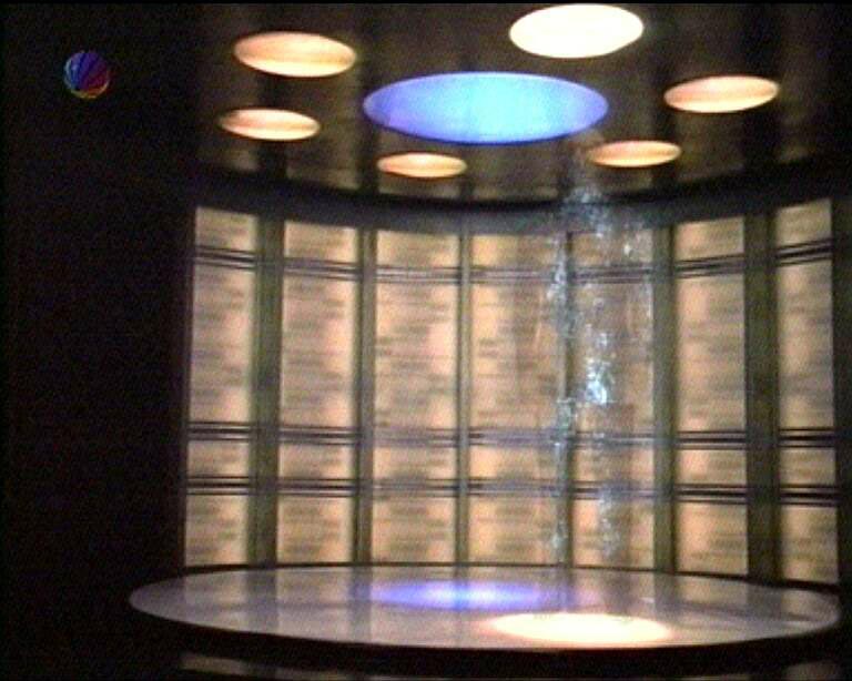 Star Trek Bilder - The Next Generation - Die geheimnisvolle Kraft