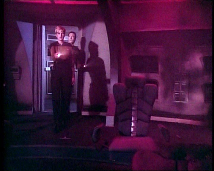 Star Trek Bilder - The Next Generation - Die Schlacht von Maxia