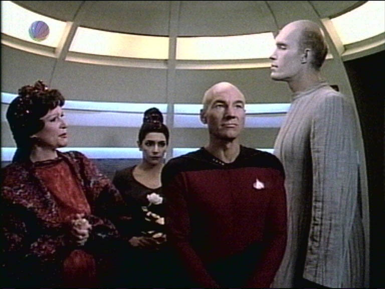 Star Trek Bilder - The Next Generation - Die Frau seiner Träume