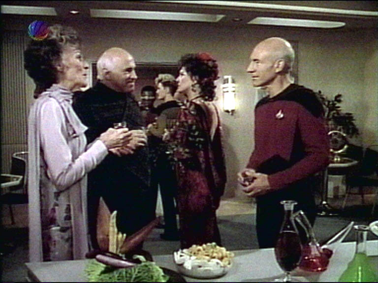 Star Trek Bilder - The Next Generation - Die Frau seiner Träume