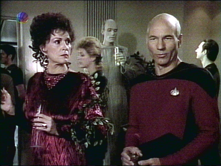 Star Trek Bilder - The Next Generation - Die Frau seiner Träume