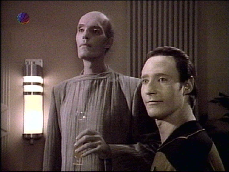 Star Trek Bilder - The Next Generation - Die Frau seiner Träume