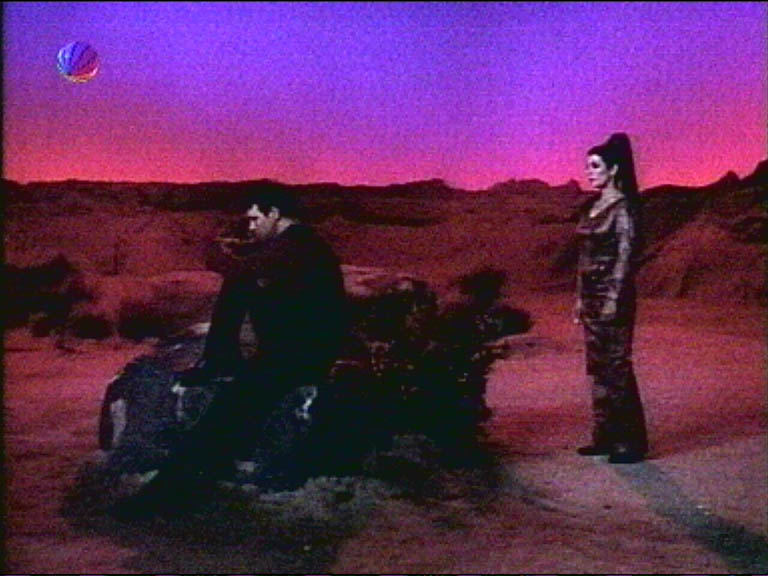 Star Trek Bilder - The Next Generation - Die Frau seiner Träume