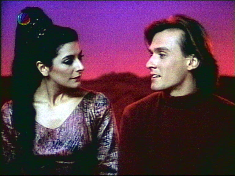 Star Trek Bilder - The Next Generation - Die Frau seiner Träume