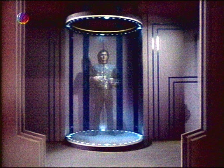 Star Trek Bilder - The Next Generation - Die Frau seiner Träume