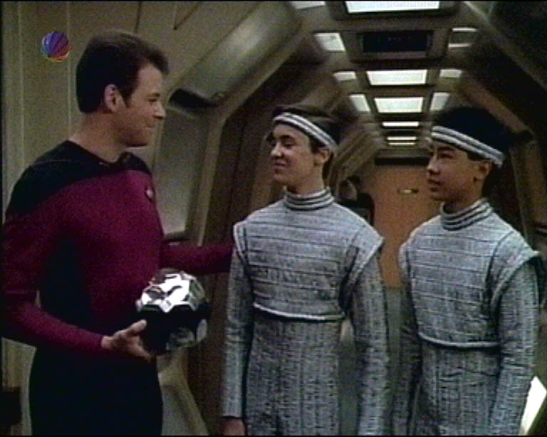 Star Trek Bilder - The Next Generation - Planet Angel One