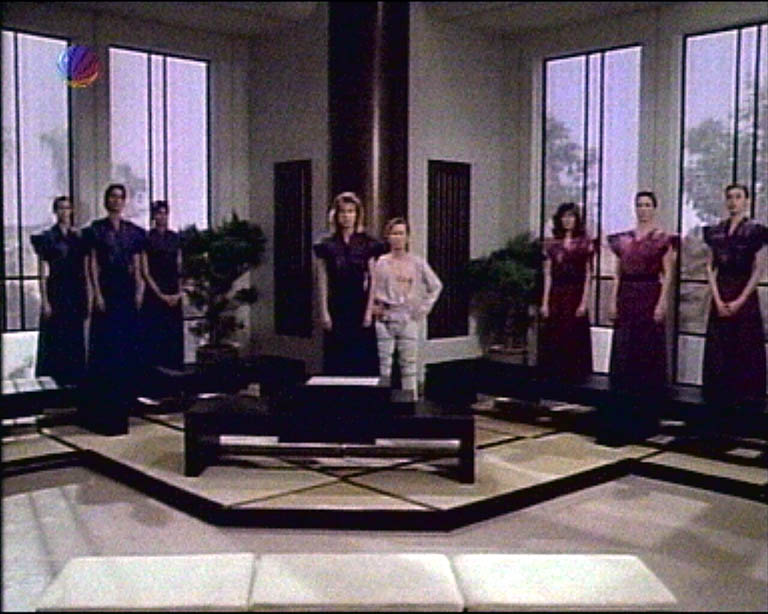 Star Trek Bilder - The Next Generation - Planet Angel One