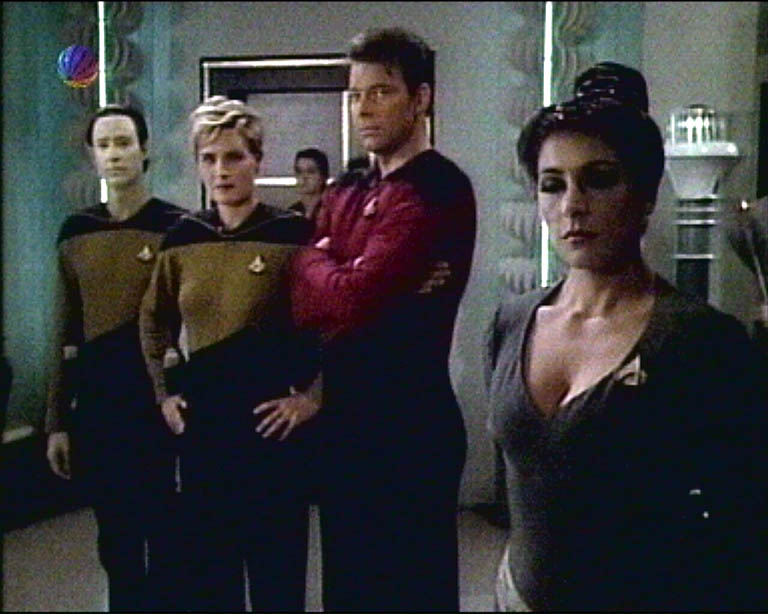 Star Trek Bilder - The Next Generation - Planet Angel One