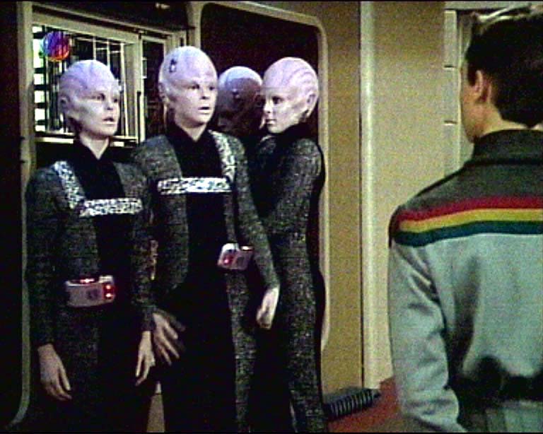 Star Trek Bilder - The Next Generation - 11001001