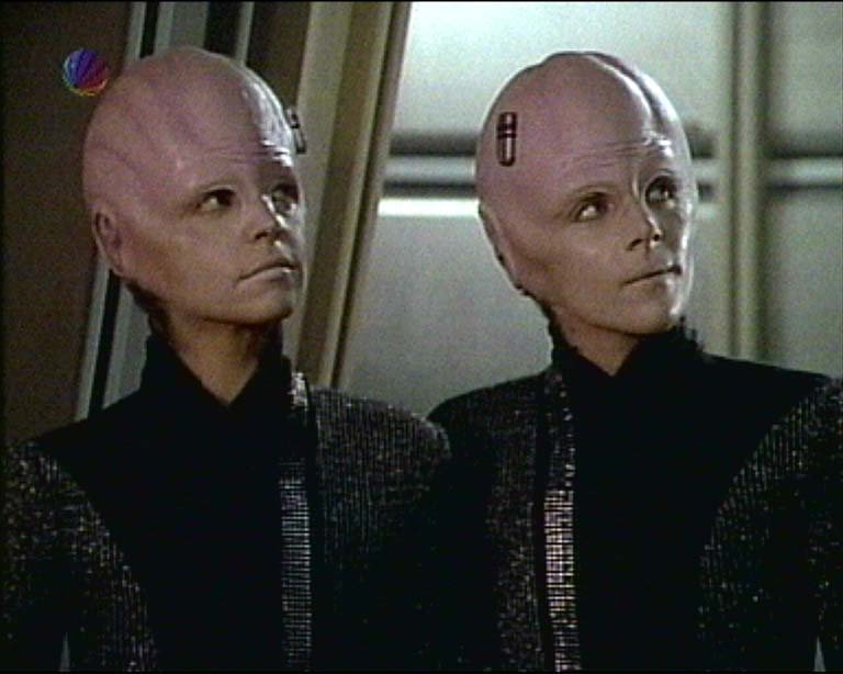 Star Trek Bilder - The Next Generation - 11001001