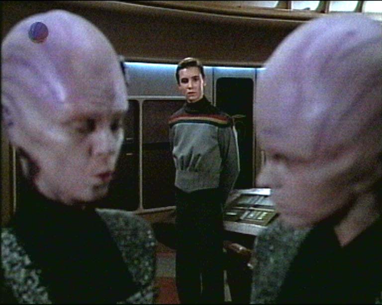 Star Trek Bilder - The Next Generation - 11001001