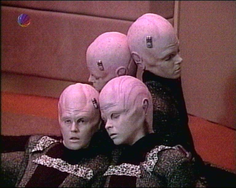 Star Trek Bilder - The Next Generation - 11001001