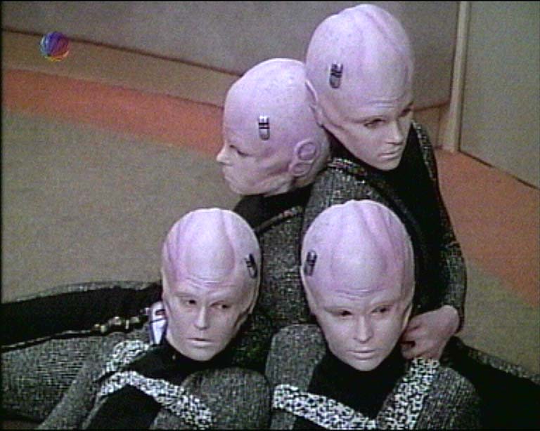 Star Trek Bilder - The Next Generation - 11001001