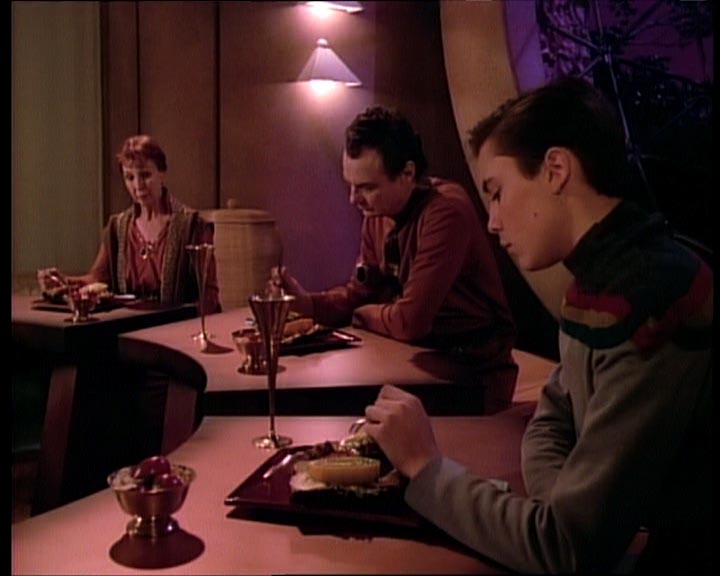 Star Trek Bilder - The Next Generation - Die Sorge der Aldeaner