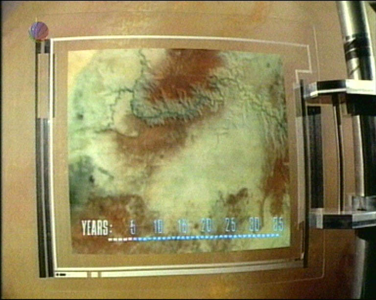 Star Trek Bilder - The Next Generation - Ein Planet wehrt sich