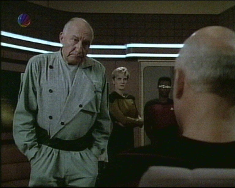 Star Trek Bilder - The Next Generation - Ein Planet wehrt sich