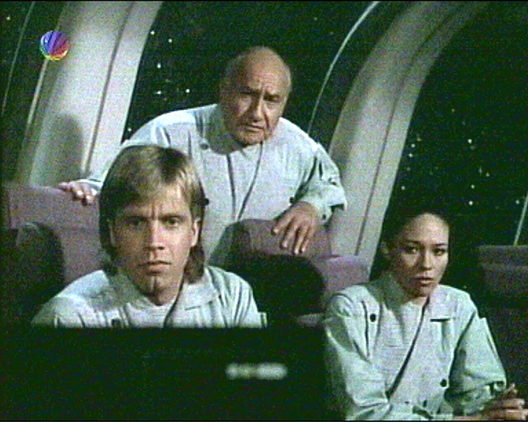 Star Trek Bilder - The Next Generation - Ein Planet wehrt sich