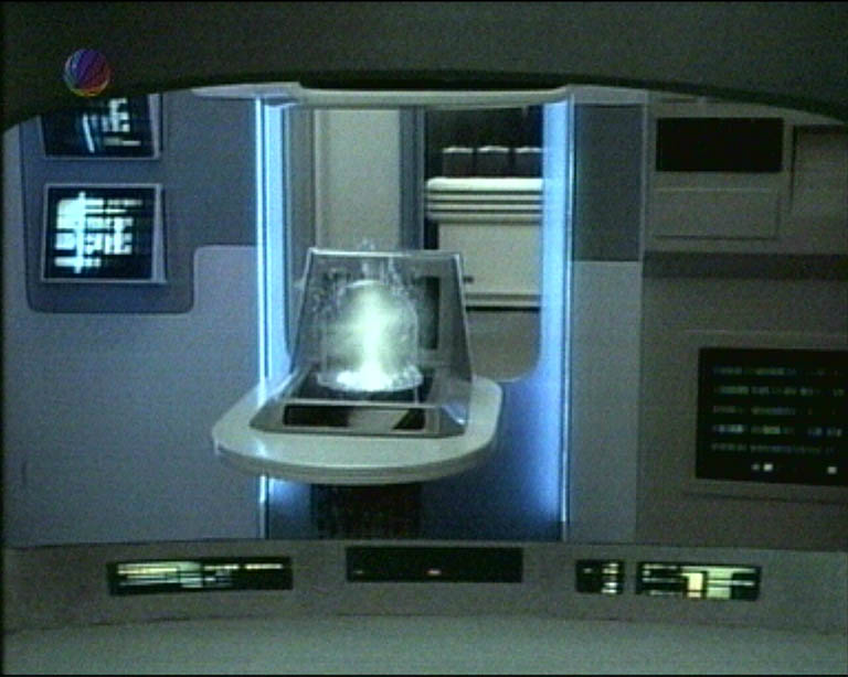 Star Trek Bilder - The Next Generation - Ein Planet wehrt sich