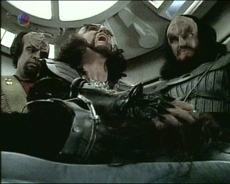 Star Trek Bilder - The Next Generation - Worfs Brüder