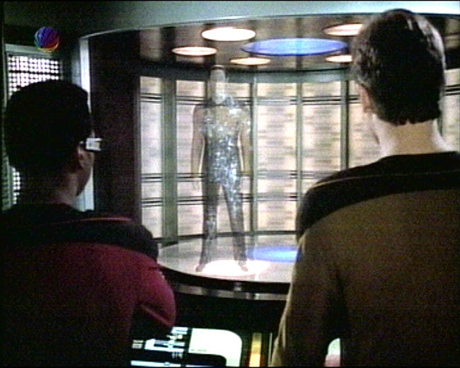 Star Trek Bilder - The Next Generation - Begegnung mit der Vergangenheit