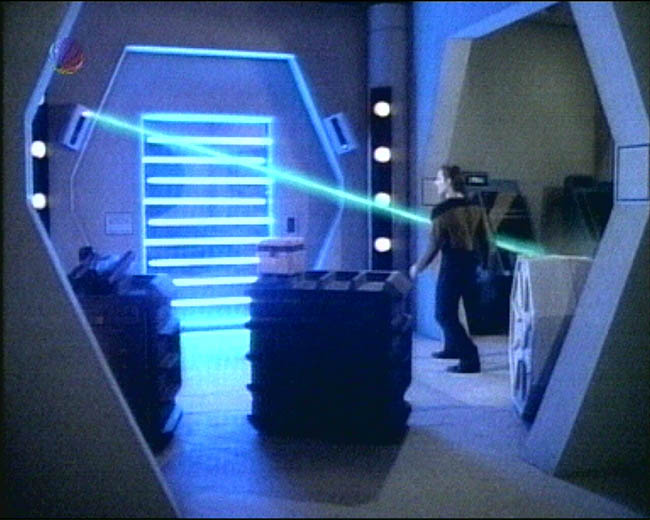 Star Trek Bilder - The Next Generation - Begegnung mit der Vergangenheit