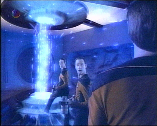 Star Trek Bilder - The Next Generation - Begegnung mit der Vergangenheit