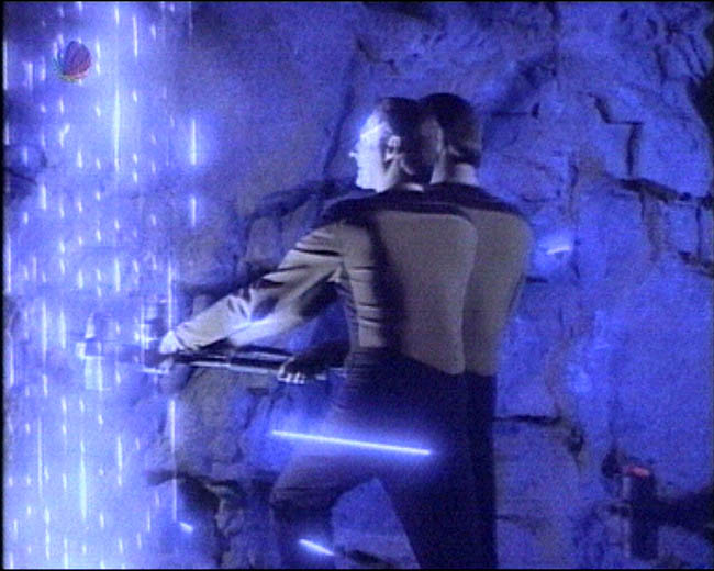 Star Trek Bilder - The Next Generation - Begegnung mit der Vergangenheit