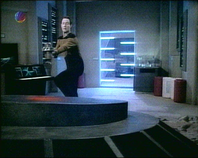 Star Trek Bilder - The Next Generation - Begegnung mit der Vergangenheit