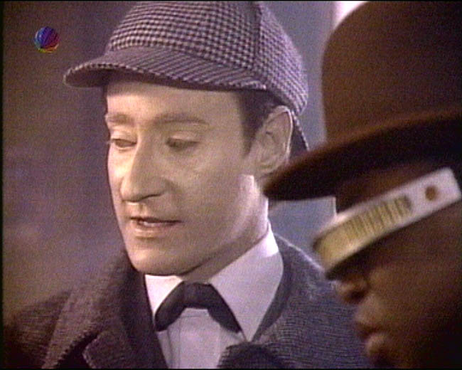 Star Trek Bilder - The Next Generation - Sherlock Data Holmes