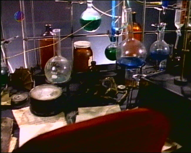 Star Trek Bilder - The Next Generation - Sherlock Data Holmes
