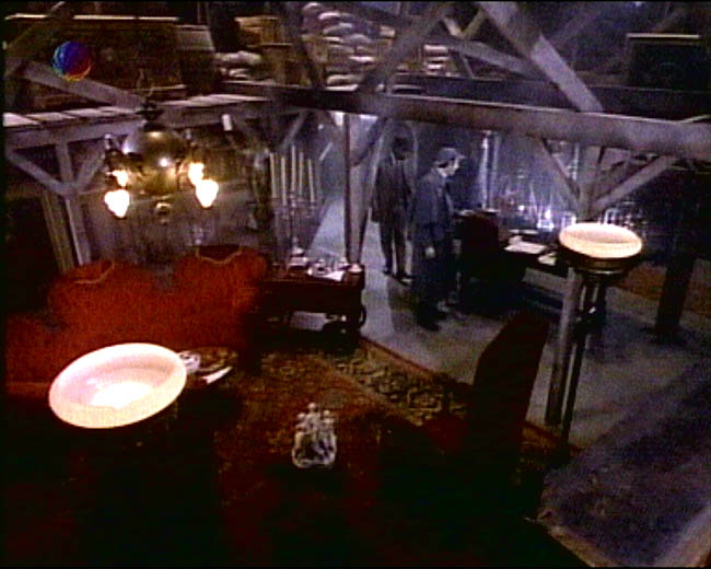Star Trek Bilder - The Next Generation - Sherlock Data Holmes