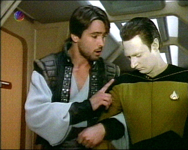Star Trek Bilder - The Next Generation - Der unmögliche Captain Okona