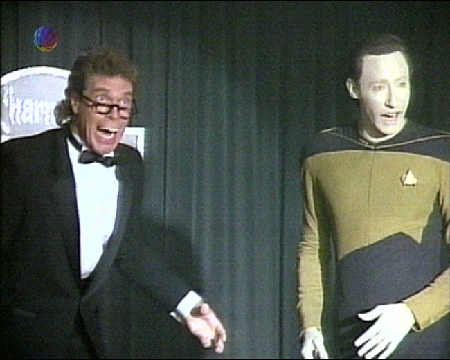 Star Trek Bilder - The Next Generation - Der unmögliche Captain Okona