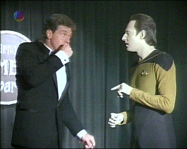 Star Trek Bilder - The Next Generation - Der unmögliche Captain Okona
