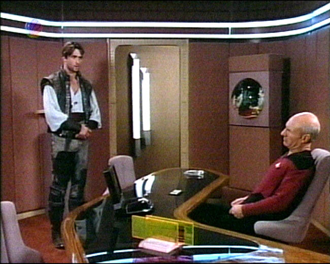 Star Trek Bilder - The Next Generation - Der unmögliche Captain Okona