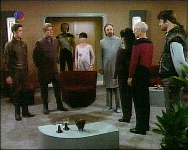 Star Trek Bilder - The Next Generation - Der unmögliche Captain Okona