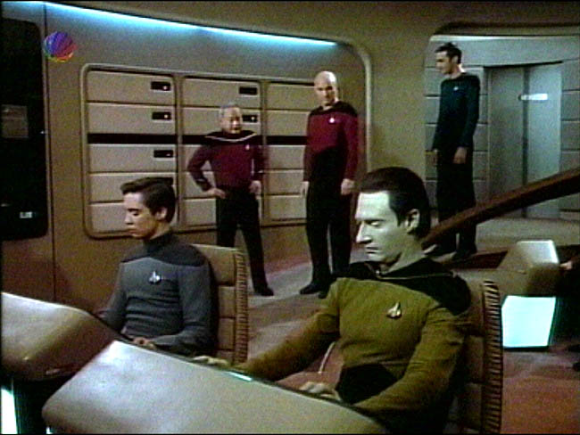 Star Trek Bilder - The Next Generation - Wem gehört Data?