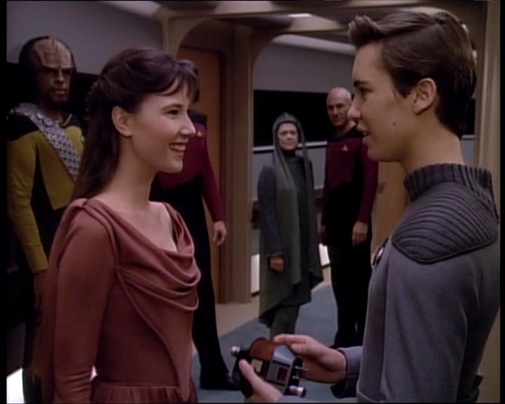 Star Trek Bilder - The Next Generation - Die Thronfolgerin