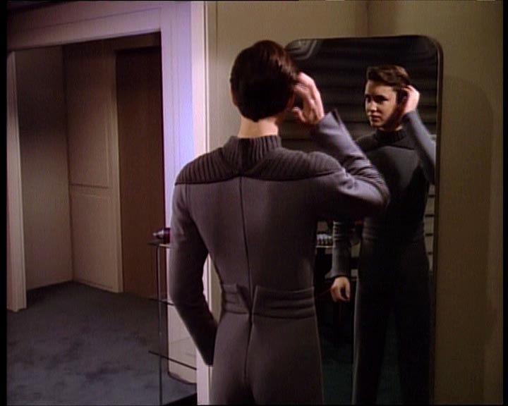 Star Trek Bilder - The Next Generation - Die Thronfolgerin