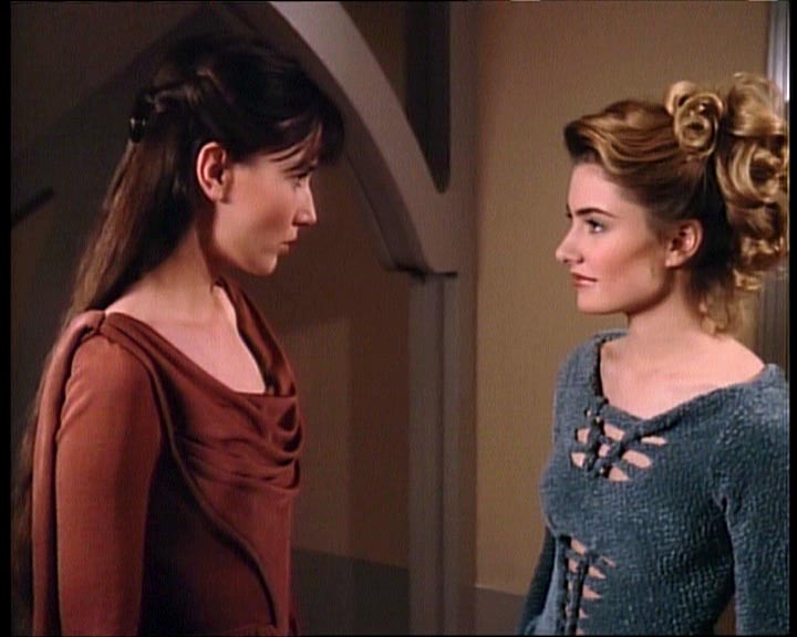 Star Trek Bilder - The Next Generation - Die Thronfolgerin