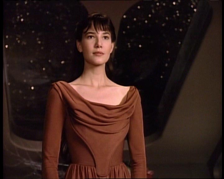 Star Trek Bilder - The Next Generation - Die Thronfolgerin