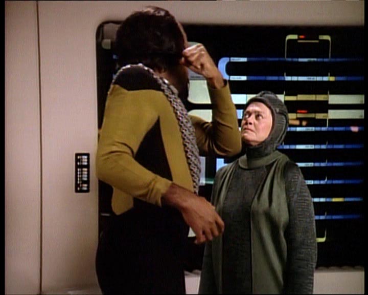 Star Trek Bilder - The Next Generation - Die Thronfolgerin